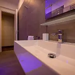 Borghese Executive بيت ضيافة 4*