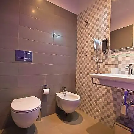 Borghese Executive Pensjonat 4*