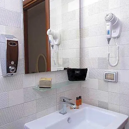 Borghese Executive 4* Rzym